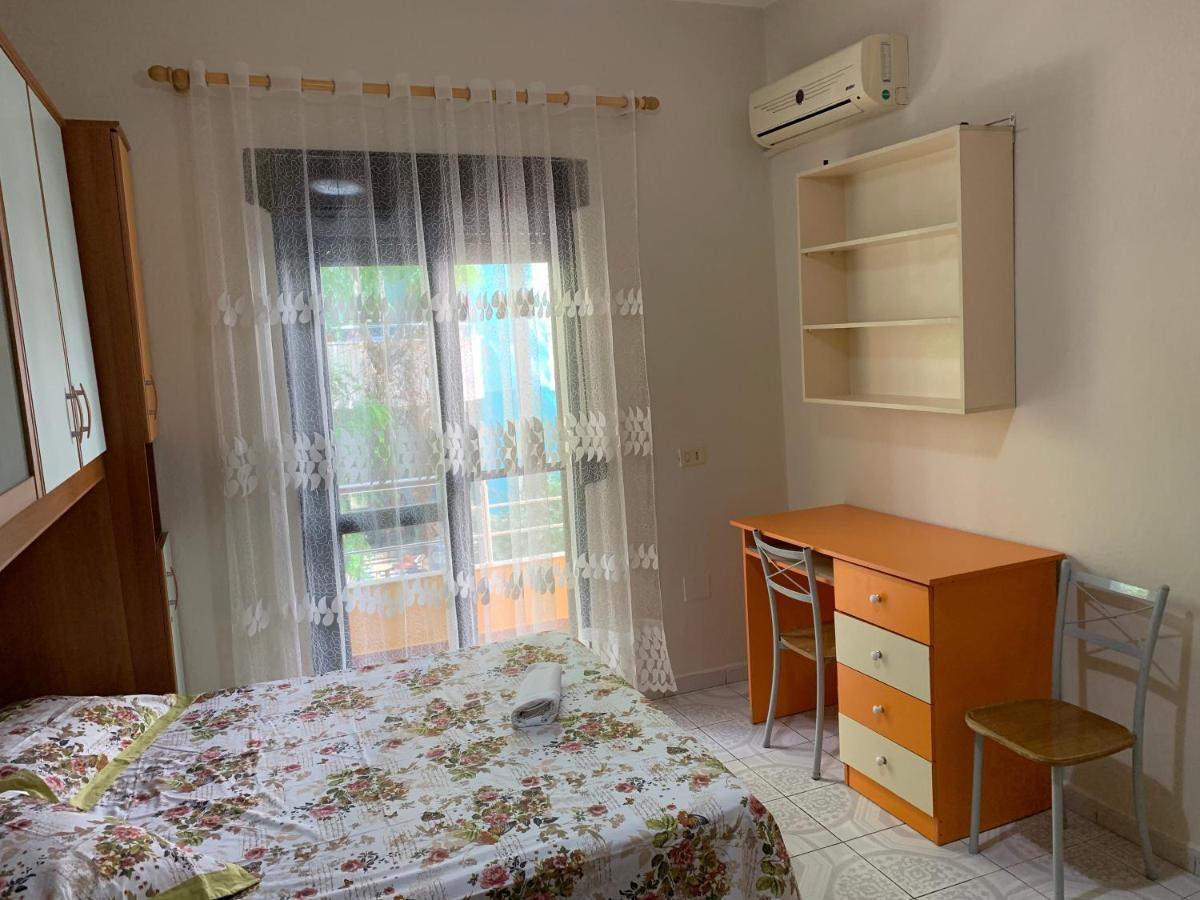 Seaside Apartments Дуррес Экстерьер фото